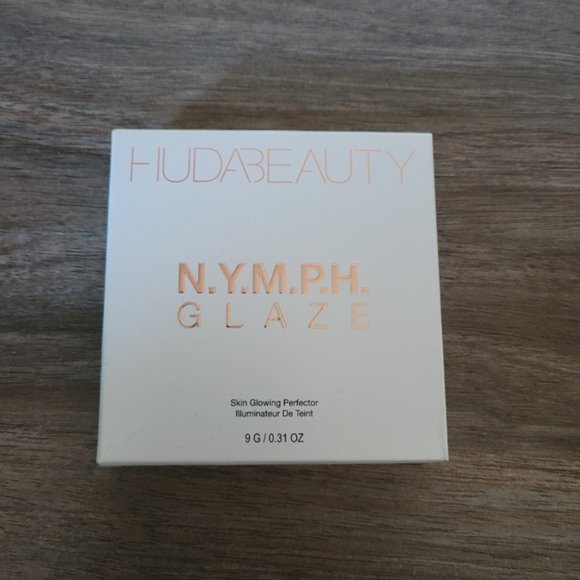 Huda Beauty - N.Y.M.P.H. GLAZE Skin Glowing Perfector in Aphrodite - Picture 3 of 4